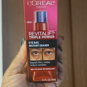 L'Oreal Revitalift Triple Power Eye Bag Eraser